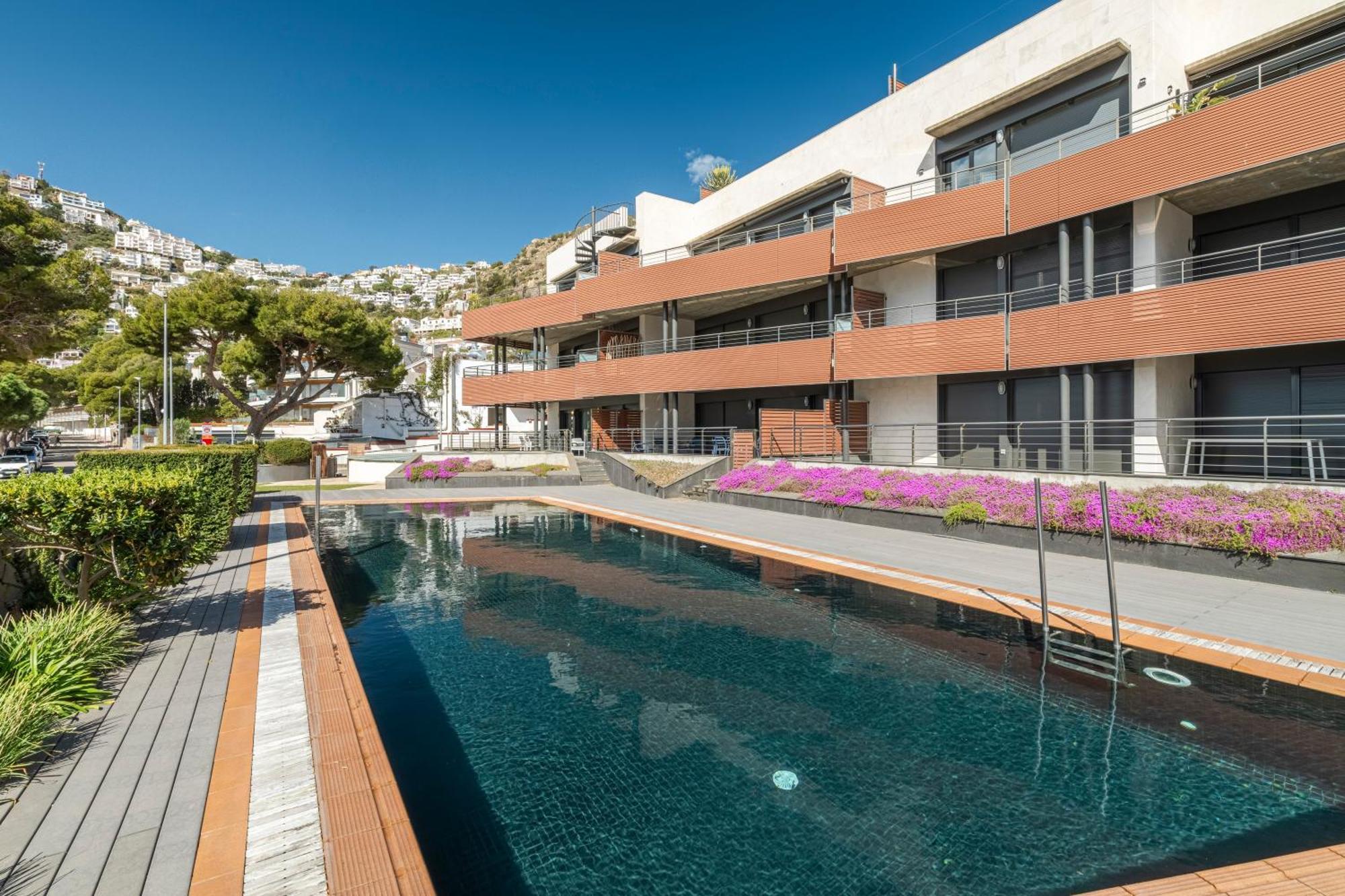 Apartamento Con Gran Terraza Delante Del Mar Roses Exterior foto